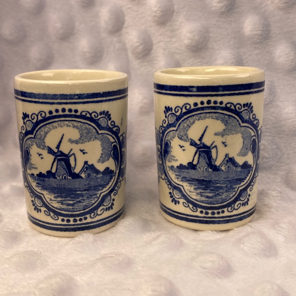 Vintage 1955 Hand-painted Vandermint Delft Holland Shot Glasses - Set of 2